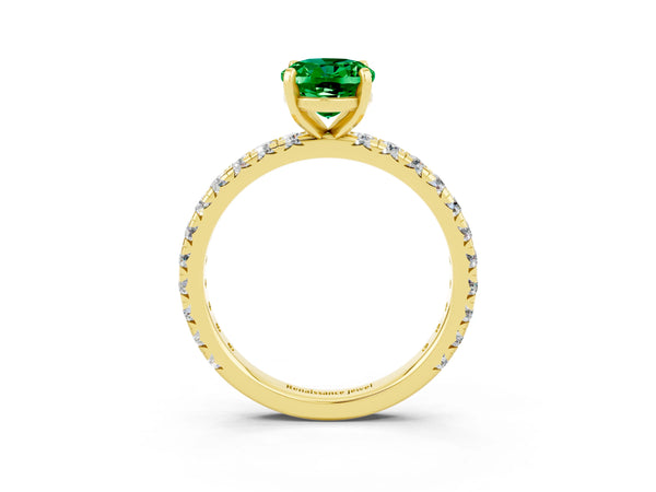 Yellow gold Oval Cut Emerald Pavé Solitaire Ring with Round Band and Prong Setting