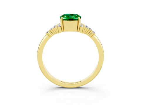 Yellow gold Oval Cut Emerald Ring with Side Stones and Four-Prong Setting_75