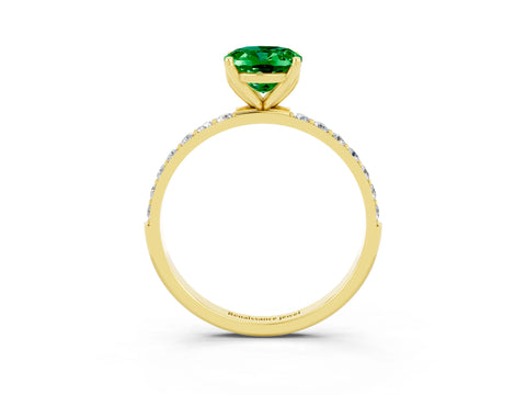 Yellow gold Oval Cut Emerald Solitaire Engagement Ring with Pavé Band and Prong Setting_3