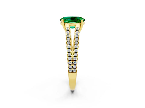 Yellow gold Oval Cut Emerald Solitaire Engagement Ring with Split Shank Pavé Band_2