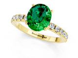Yellow gold Oval Cut Emerald Solitaire Pavé Band with Four-Prong Setting_1