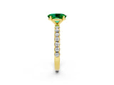 Yellow gold Oval Cut Emerald Solitaire Pavé Band with Four-Prong Setting_2