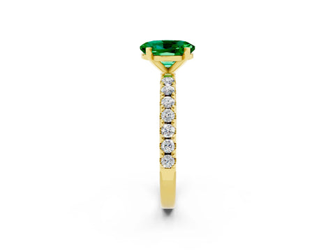 Yellow gold Oval Cut Emerald Solitaire Pavé Band with Four-Prong Setting_2