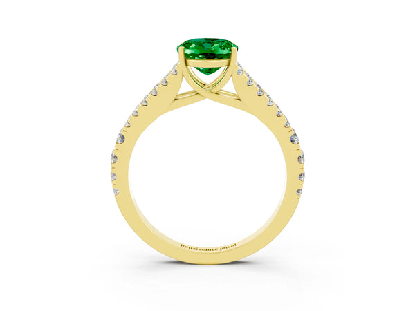 Yellow gold Oval Cut Emerald Split Shank Pavé Engagement Ring with Four-Prong Setting