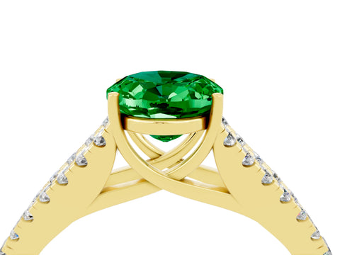 Yellow gold Oval Cut Emerald Split Shank Pavé Engagement Ring with Four-Prong Setting_16