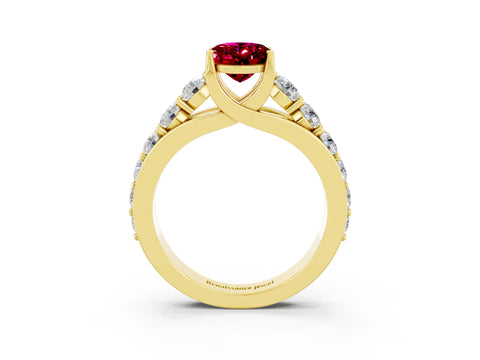 Yellow gold Oval Cut Garnet Engagement Ring with Pavé Band and Four-Prong Setting_3