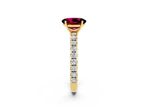 Yellow gold Oval Cut Garnet Pavé Solitaire Engagement Ring with Four-Prong Setting_34