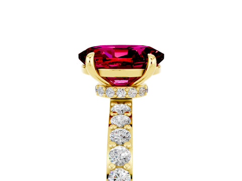 Yellow gold Oval Cut Garnet Solitaire Engagement Ring with Pavé Band and Four-Prong Setting_5