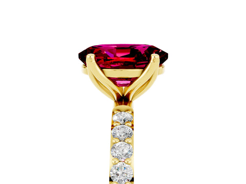 Yellow gold Oval Cut Garnet Solitaire Engagement Ring with Pavé Band and Prong Setting_5