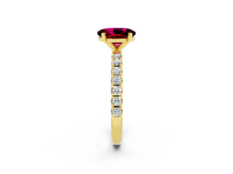 Yellow gold Oval Cut Garnet Solitaire Pavé Band with Four-Prong Setting_2