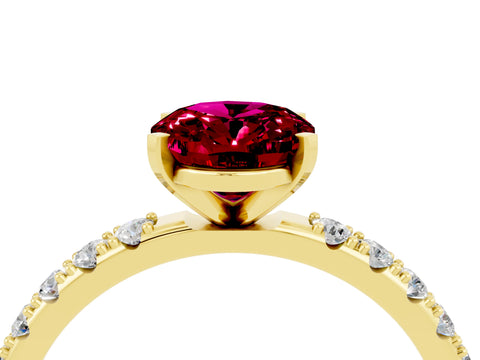 Yellow gold Oval Cut Garnet Solitaire Pavé Band with Four-Prong Setting_4