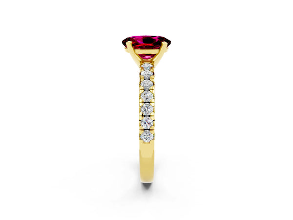 Yellow gold Oval Cut Garnet Solitaire Pavé Engagement Ring with Round Band and Prong Setting