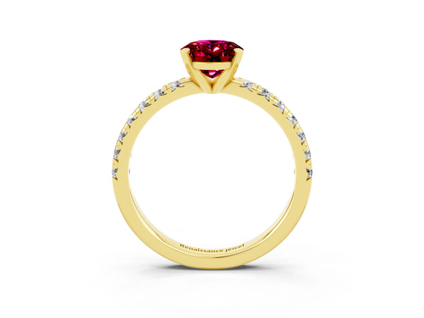 Yellow gold Oval Cut Garnet Solitaire Pavé Engagement Ring with Round Band and Prong Setting