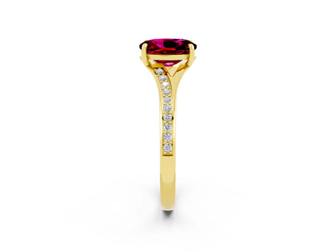 Yellow gold Oval Cut Garnet Solitaire Ring with Pavé Band and Prong Setting_14