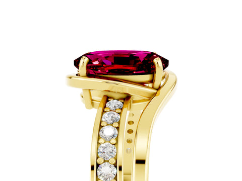 Yellow gold Oval Cut Garnet Solitaire Ring with Split Shank and Prong Setting_5