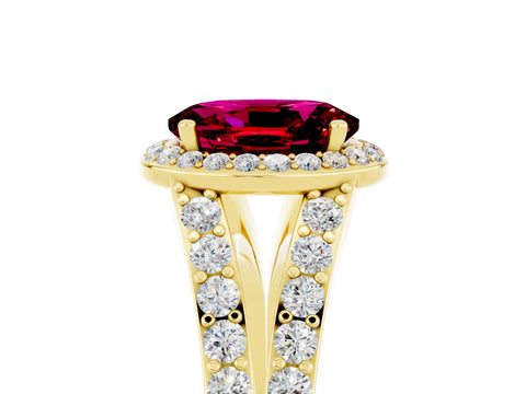 Yellow gold Oval Cut Garnet Split Shank Halo Ring with Four-Prong Setting_17