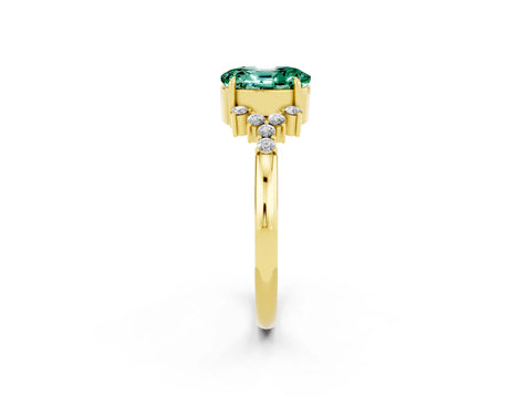Yellow gold Oval Cut Green Sapphire Ring with Side Stones and Four-Prong Setting_74