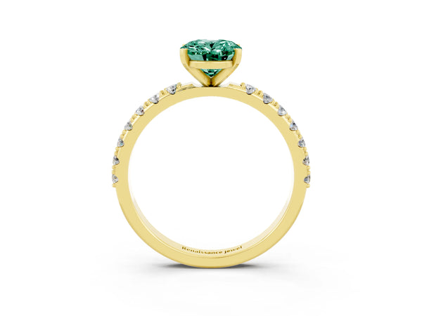 Yellow gold Oval Cut Green Sapphire Solitaire Pavé Band with Four-Prong Setting