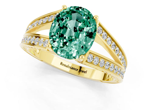 Yellow gold Oval Cut Green Sapphire Split Shank Ring with Pavé Band and Four-Prong Setting_1