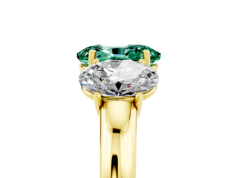 Yellow gold Oval Cut Green Sapphire Three-Stone Ring with Four-Prong Setting and Classic Band_5