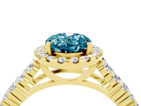 Yellow gold Oval Cut Halo Pavé Diamond Engagement Ring with Split Shank and Four-Prong Setting_4