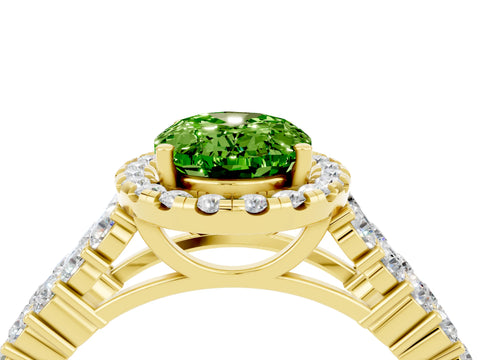 Yellow gold Oval Cut Halo Pavé Diamond Engagement Ring with Split Shank and Four-Prong Setting_4