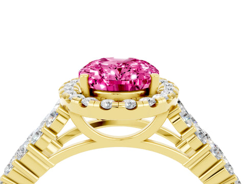 Yellow gold Oval Cut Halo Pavé Diamond Engagement Ring with Split Shank and Four-Prong Setting_4