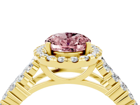 Yellow gold Oval Cut Halo Pavé Diamond Engagement Ring with Split Shank and Four-Prong Setting_4