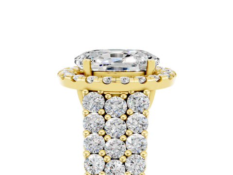 Yellow gold Oval Cut Halo Pavé Diamond Engagement Ring with Split Shank and Four-Prong Setting_5