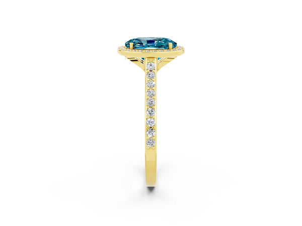 Yellow gold Oval Cut Halo Round Diamond Pavé Band with Four-Prong Setting