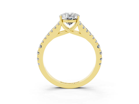Yellow gold Oval Cut Moissanite Split Shank Pavé Engagement Ring with Four-Prong Setting_15