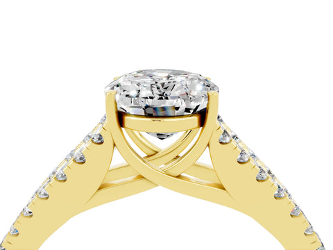 Yellow gold Oval Cut Moissanite Split Shank Pavé Engagement Ring with Four-Prong Setting_16