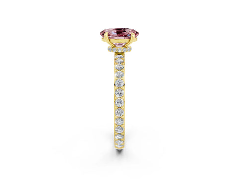 Yellow gold Oval Cut Morganite Ring with Pavé Band and Four-Prong Setting_2