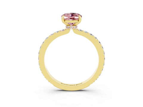 Yellow gold Oval Cut Morganite Ring with Pavé Band and Four-Prong Setting_3