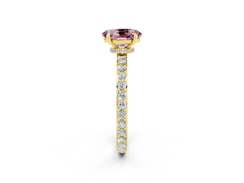 Yellow gold Oval Cut Morganite Solitaire Engagement Ring with Pavé Band and Four-Prong Setting_14