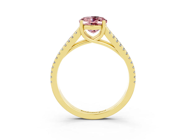 Yellow gold Oval Cut Morganite Solitaire Engagement Ring with Split Shank Pavé Band