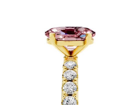 Yellow gold Oval Cut Morganite Solitaire Pavé Band with Four-Prong Setting_5