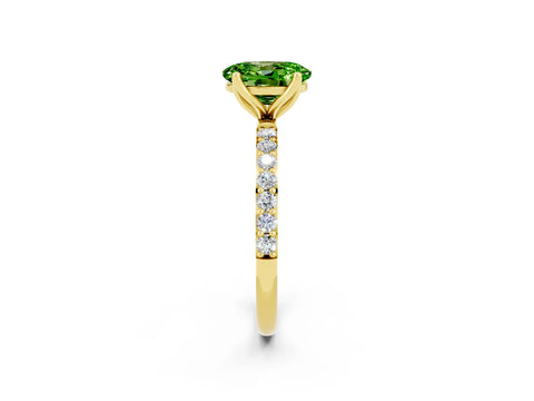 Yellow gold Oval Cut Peridot Solitaire Engagement Ring with Pavé Band and Prong Setting_2