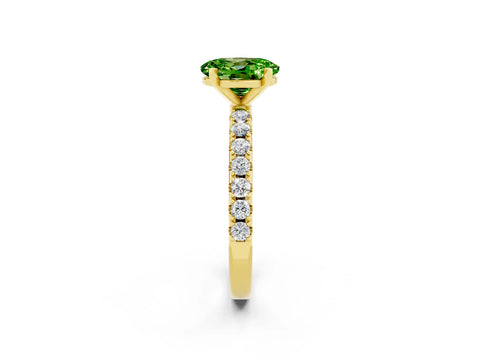 Yellow gold Oval Cut Peridot Solitaire Pavé Band with Four-Prong Setting_2