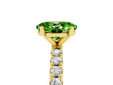 Yellow gold Oval Cut Peridot Solitaire Pavé Band with Four-Prong Setting_5