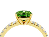 Yellow gold Oval Cut Peridot Solitaire Pavé Engagement Ring with Round Band and Prong Setting_82