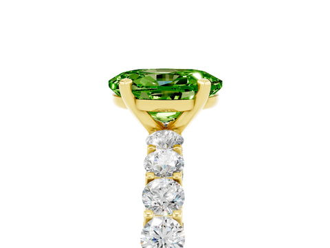 Yellow gold Oval Cut Peridot Solitaire Ring with Shared Prong Pavé Band and Four-Prong Setting_5
