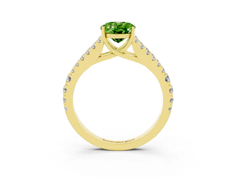 Yellow gold Oval Cut Peridot Split Shank Pavé Engagement Ring with Four-Prong Setting_38