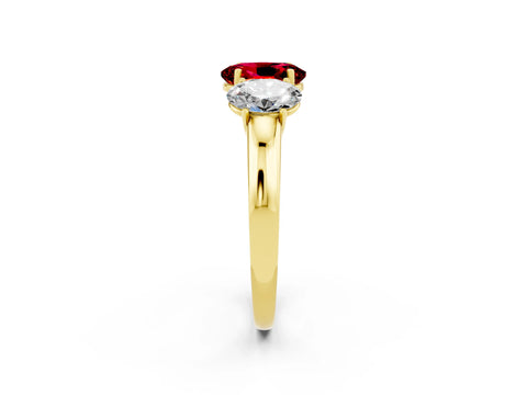 Yellow gold Oval Cut Ruby Three-Stone Ring with Four-Prong Setting and Classic Band_2