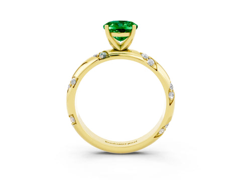 Yellow gold Oval Cut Solitaire Diamond Engagement Ring with Twisted Pave Band and Four-Prong Setting_3