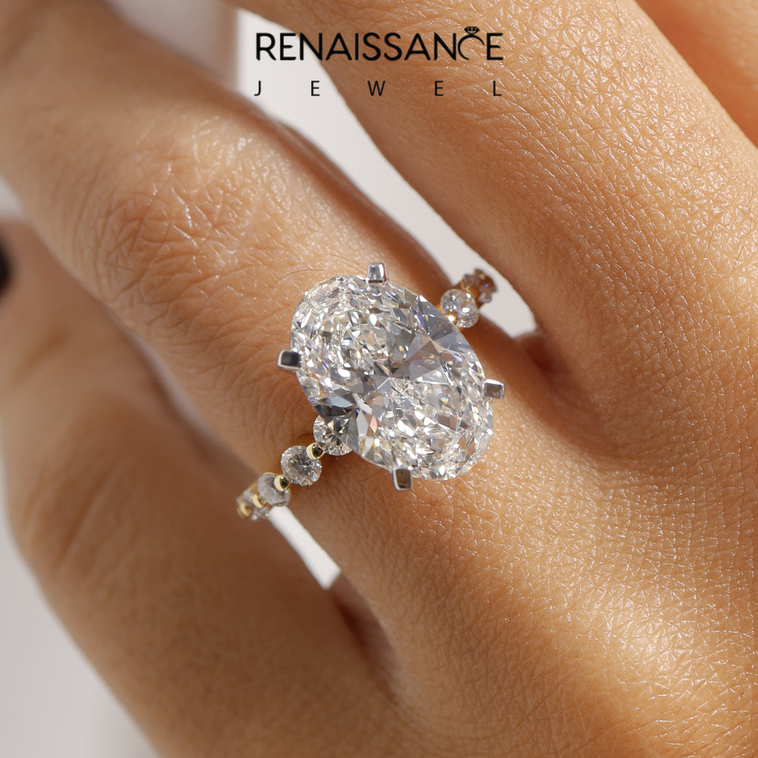 Yellow gold Oval Cut Solitaire Diamond Ring with Pave Band and Four-Prong Setting_313