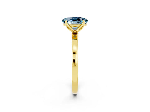 Yellow gold Oval Cut Solitaire Diamond Ring with Thin Band and Four-Prong Setting_2