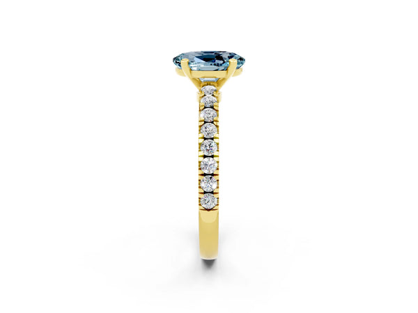 Yellow gold Oval Cut Solitaire Aquamarine with Pavé Band and Four-Prong Setting