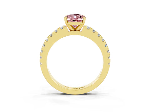 Yellow gold Oval Cut Solitaire Diamond with Pavé Band and Four-Prong Setting_3