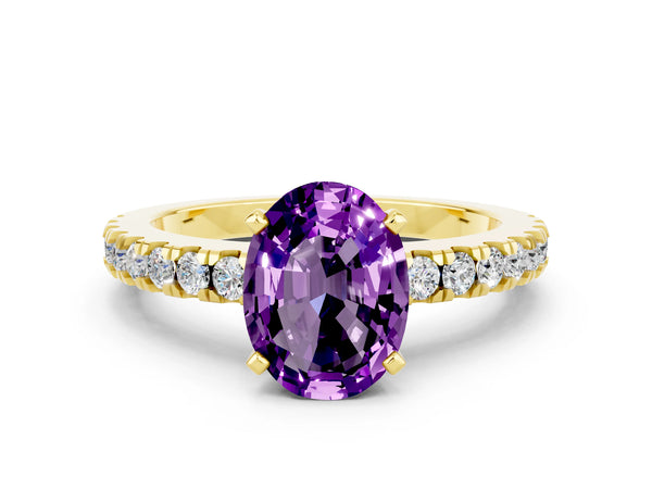 Yellow gold Oval Cut Solitaire Amethyst with Pavé Band and Four-Prong Setting